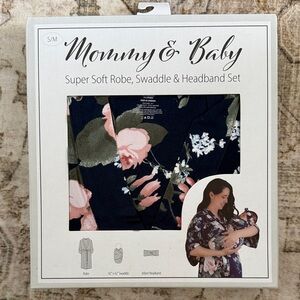 Mommy & Baby Super Soft Robe, Swaddle & Headband Set - Navy Floral